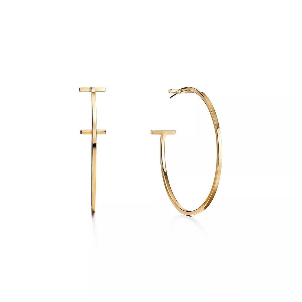 New Tiffany T wire hoop earrings in 18k gold, extra large